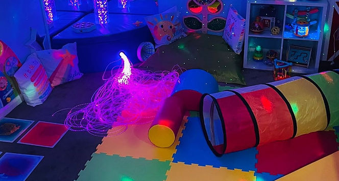 A beautifully designed role play village with plenty of exciting areas for little ones to explore, including a workshop, animal hospital, farm, supermarket, and beauty parlour. Each space is thoughtfully created to inspire imagination, creativity, and learning through play.
There's also a fantastic sensory room, providing a calm and relaxing environment for children who may need some quiet time during their visit.
To top it all off, parents can enjoy complimentary tea and coffee while the little ones play.