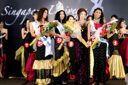 Miss Singapore winner and Jessica Tan