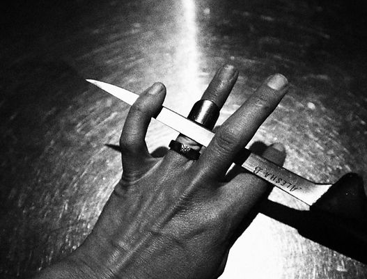 knife_edited.jpg