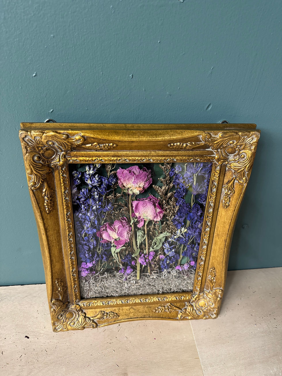 Thumbnail: Purple Vintage Frame