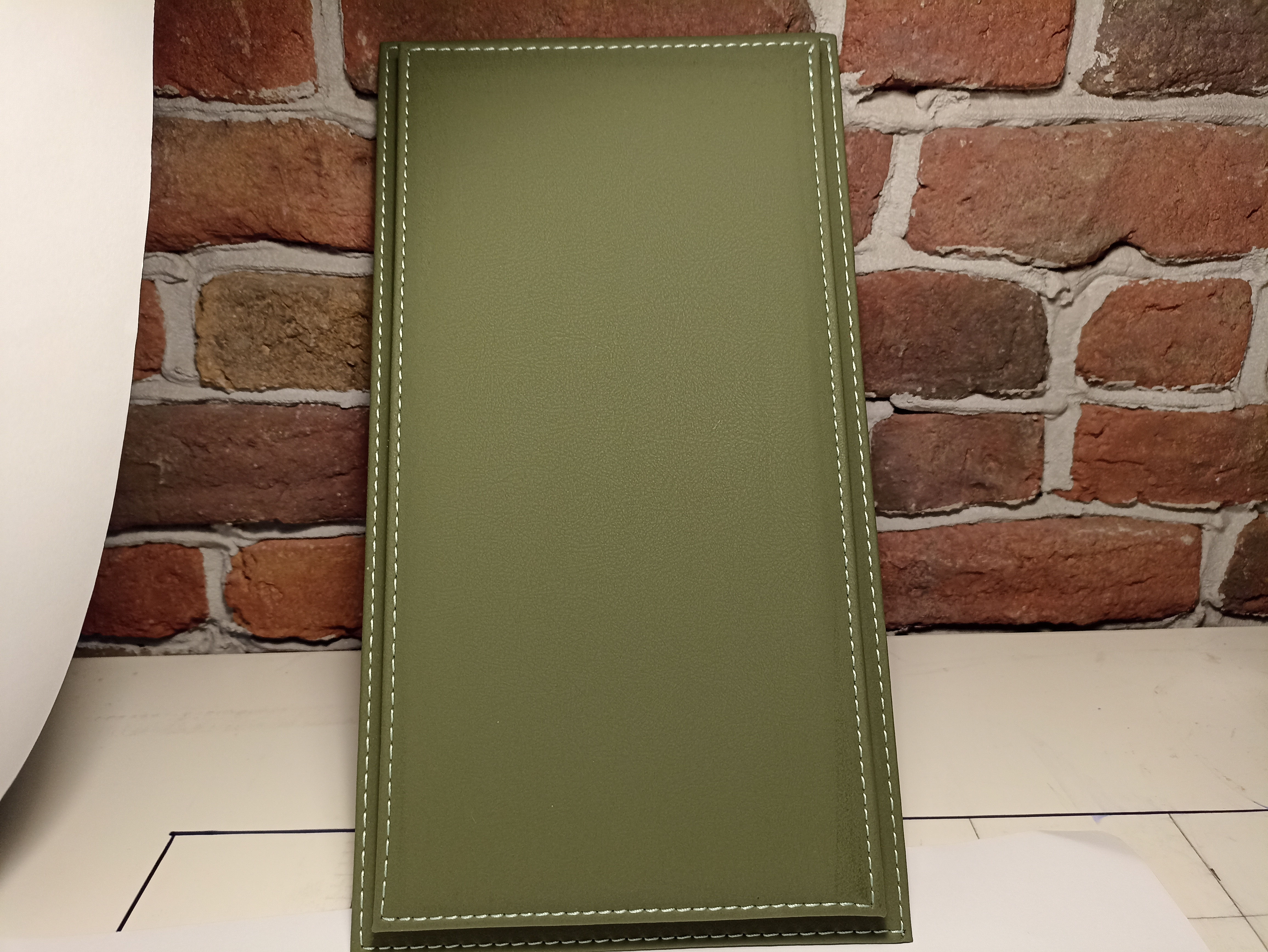 KHAKI GREEN LEATHER BASED PLEXY EXHIBITION BOX (CASE)