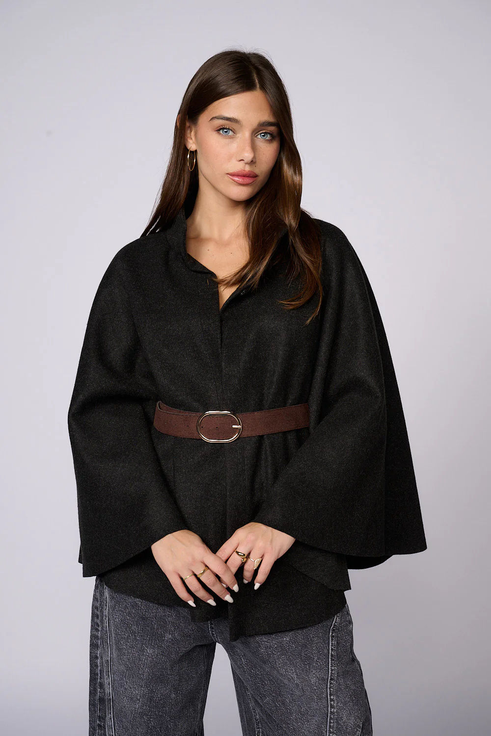 WOLL PONCHO WITH BELT