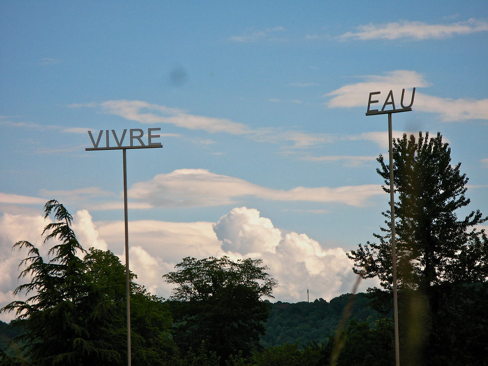 Installation, Les mots de l’impressionnisme, Jumiège à Ciel Ouvert, Normandie, France, 2010