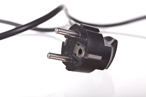 Apa Saja Yang Ada Di Dalam Sebuah Power Plug? Ini Detail Yang Sering Diabaikan