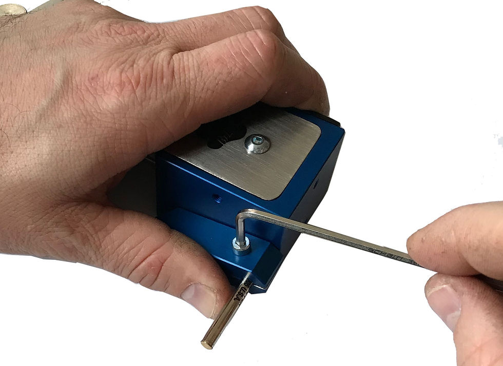 Setting of pen length