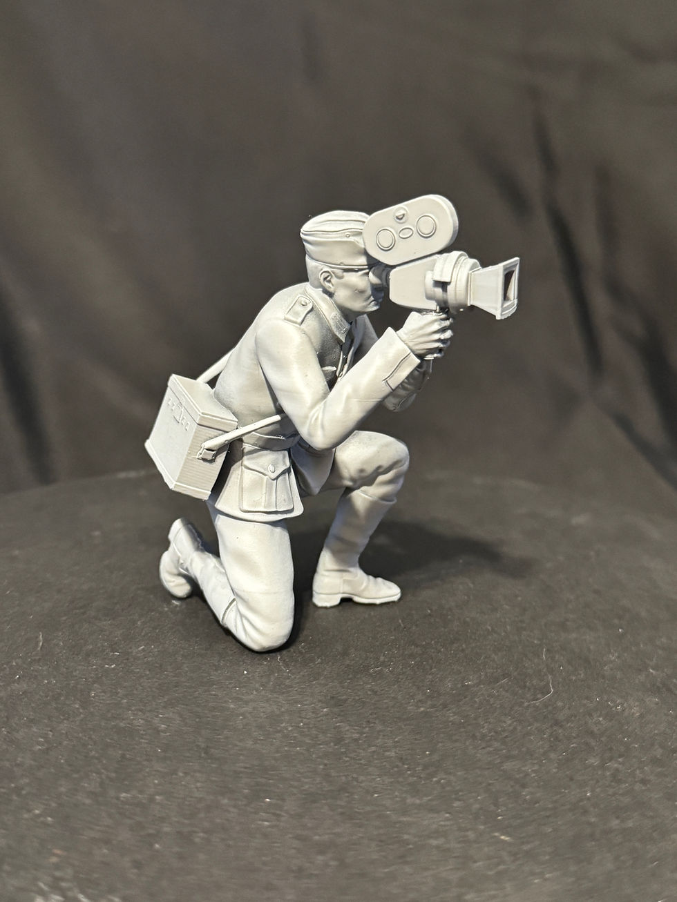 Thumbnail: 1/16 German cameraman Figure