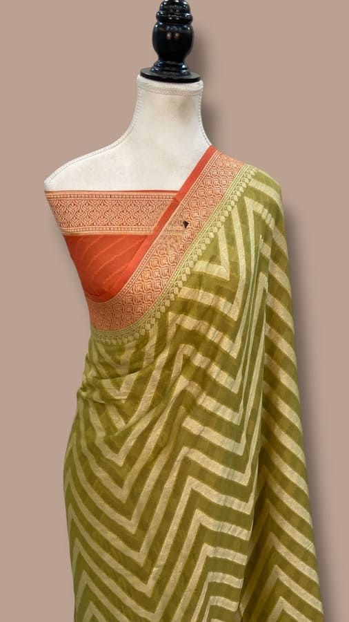 heena khaddi chiffon handloom banarasi saree front view