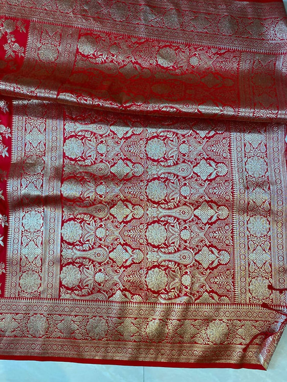 red pure katan silk banarasi saree with zari work pallu view