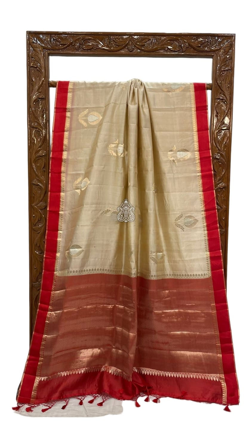 cream pure mango silk handloom banarasi saree pallu view
