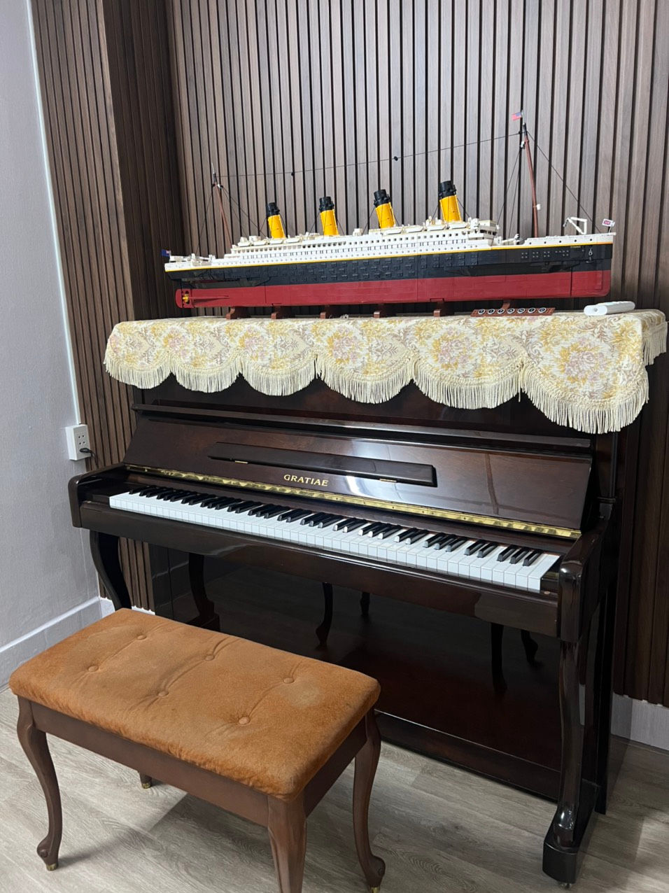 Lớp nhạc phòng số bốn