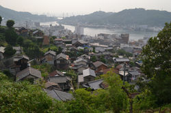 onomichi from senkoji obayashi fav spot over houses.JPG