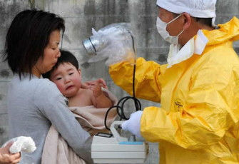 2011.11.8 福島の子どもたちのために20万人の署名を.jpg