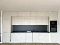 Küche minimalistisch weiss