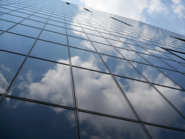 Case Study: Leading Financial Services Firm Migrates VMware Workloads to GCP with RackWare