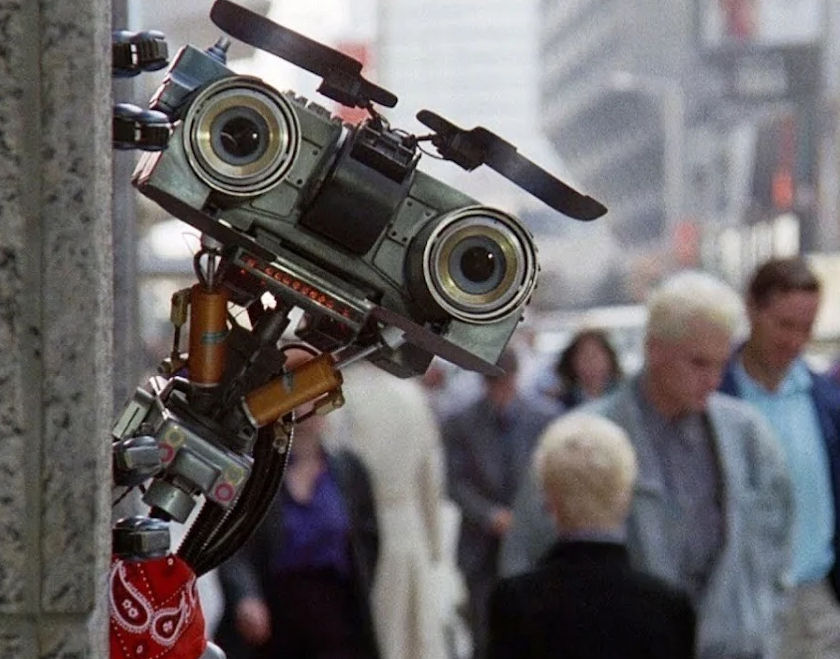 LEGO-MOTORIZED-JOHNNY-5-header (1)_edited.jpg