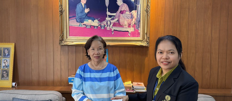 คุณรุ่งนภา นุตราวงศ์, คุณจุฑามาศ นุตราวงศ์ และ คุณดวงกมล นุตราวงศ์ ได้บริจาคเงินให้แก่มูลนิธิมหามกุฏราชวิทยาลัย ในพระบรมราชูปถัมภ์