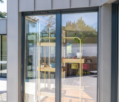Construction maison neuve bureaux terrasse jacuzzi pornic architecte
