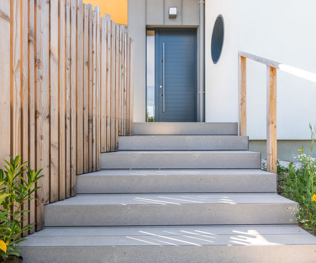 Construction maison neuve bureaux terrasse jacuzzi pornic architecte