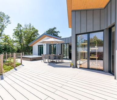 Construction maison neuve bureaux terrasse jacuzzi pornic architecte