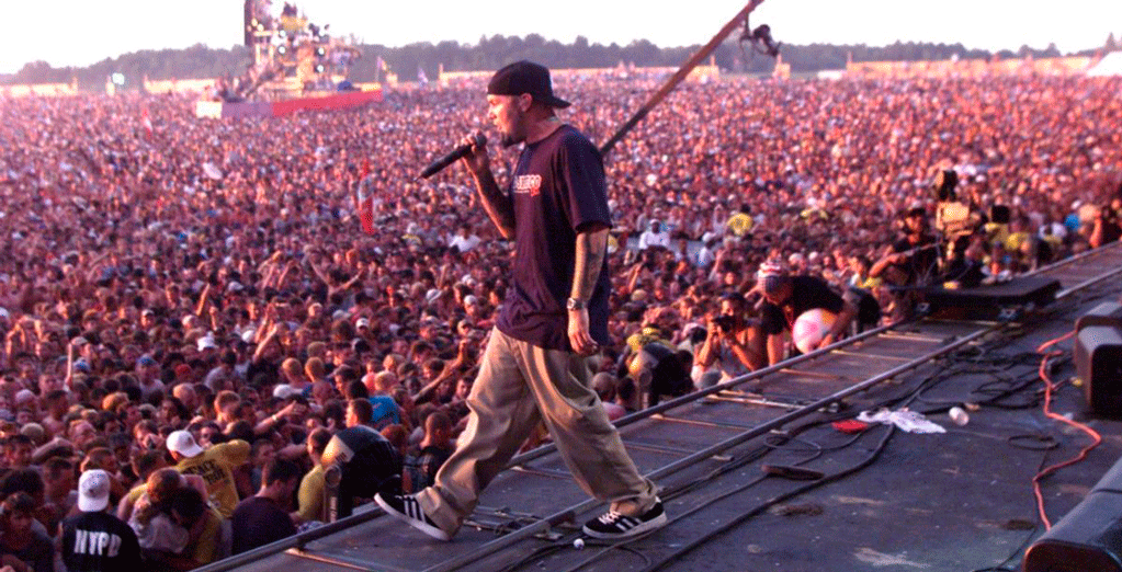 LIMP BIZKIT en Woodstock 99': ¿Héroes o villanos?