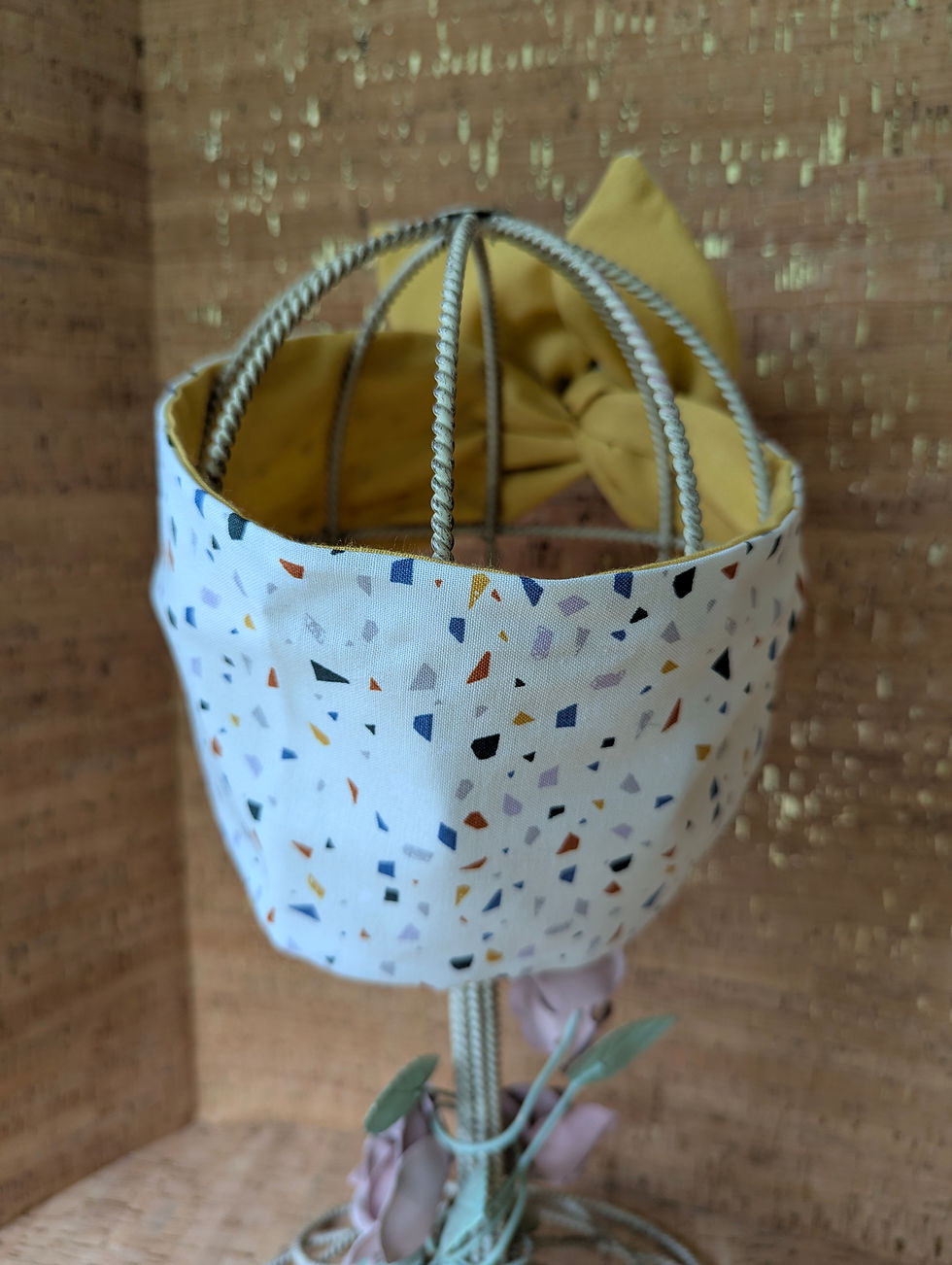Thumbnail: Paint chips on Mustard 