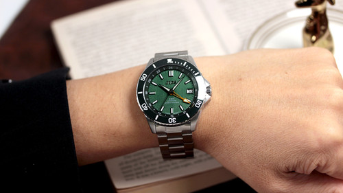 GMT DIVER'S 104 グリーン 200M防水 ステンレスベルト | 【公式】JIOS