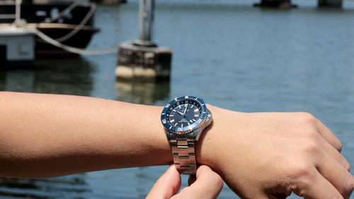 GMT DIVER'S 104 ネイビー 200M防水 ステンレスベルト | 【公式】JIOS