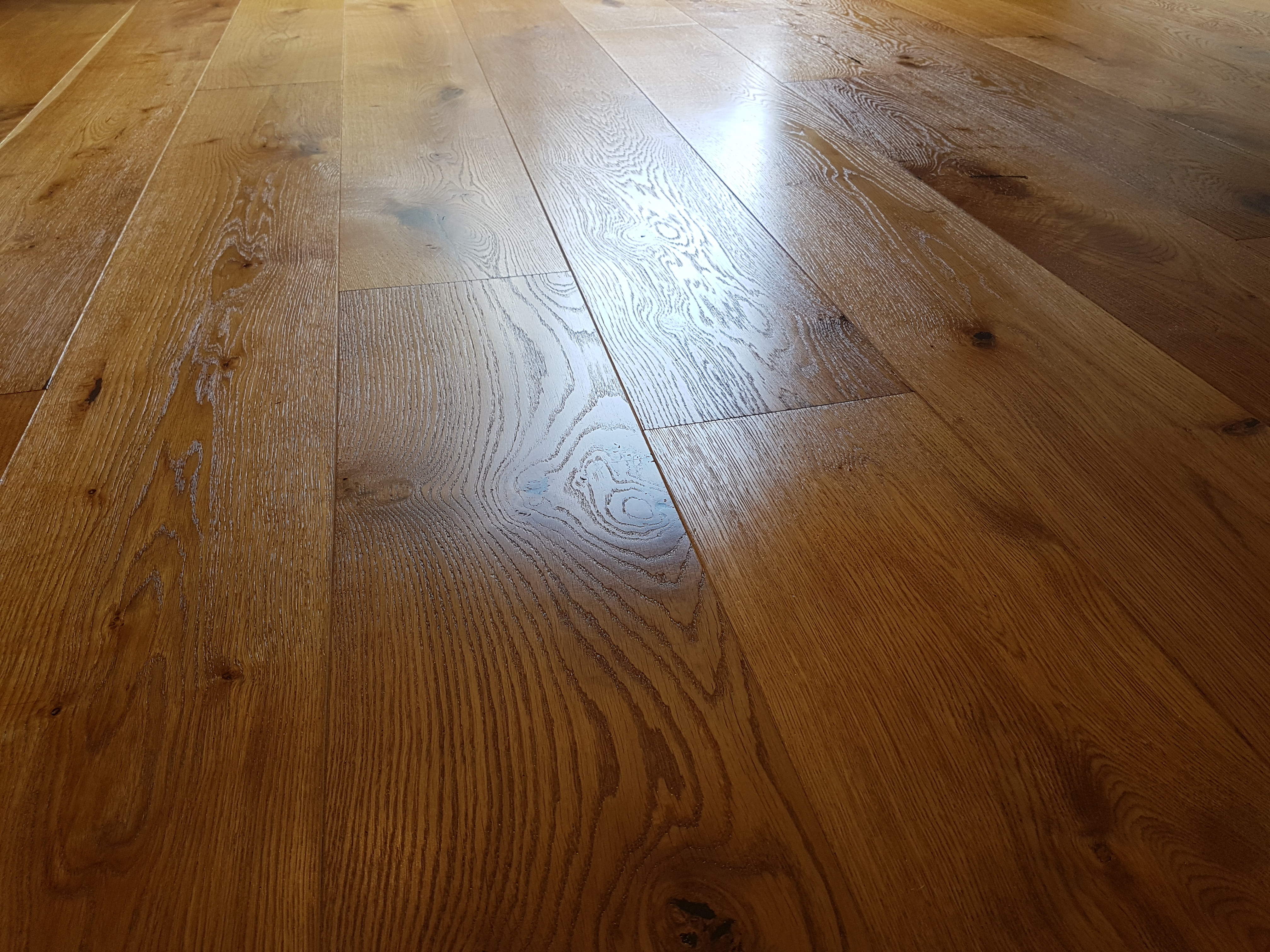 Brushed oak