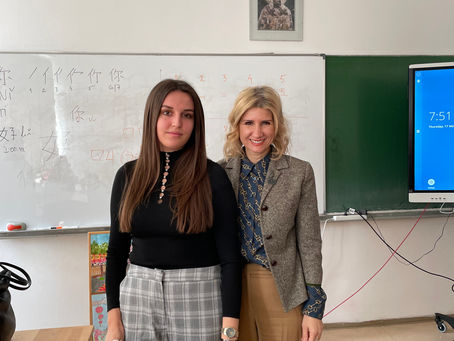 Ученице бањалучке Гимназије и добојске Економске школе освојиле награде за најбоље
литерарне радове