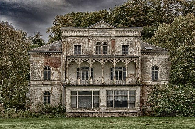 Exonération de la plus-value de cession de la Résidence Principale pour un couple vivant séparément : Appréciation individuelle (CGI, Art. 150 U)
