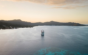 00_DJI_0100-N060722_BoraBora_Gauguin©PONANT-julien-fabro.jpg
