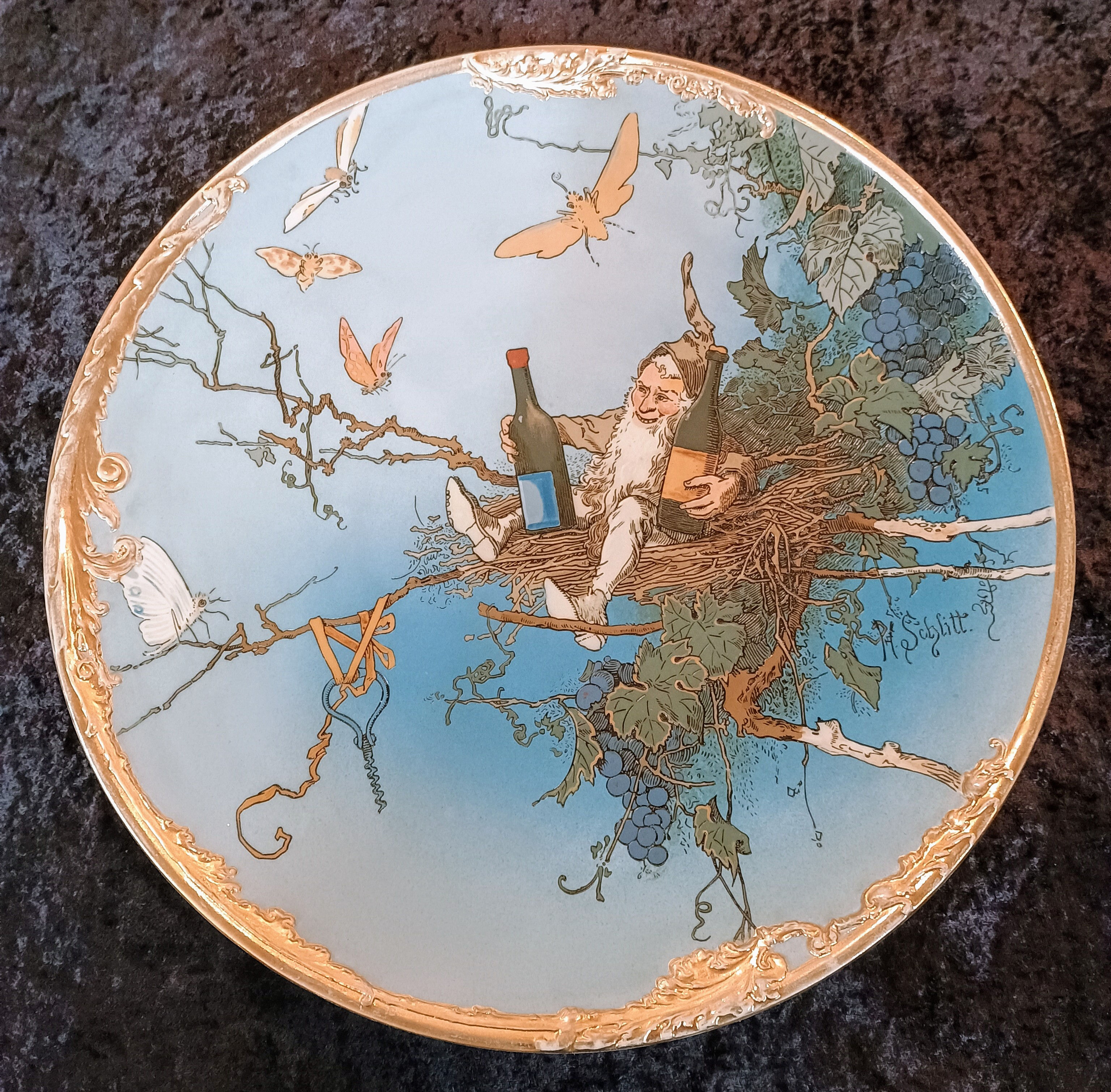 Rare Heinrich Schlitt Large Wall Charger