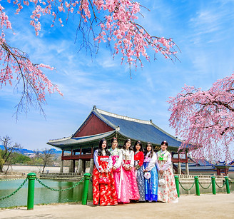 gyeongbokgung-palace-with-cherry-blossom-spring-tourists-with-hanbok-dress.jpg