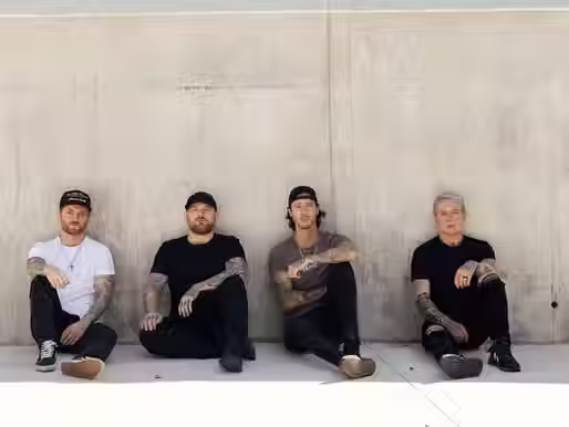 Danny Worsnop Krizi: Asking Alexandria Warped Tour'da Sınıfta mı Kaldı?