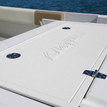Regulator boat hatch for fishing charters