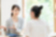 相続相談をする女性