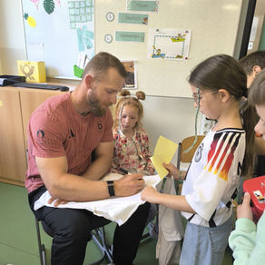 Goldmedaillengewinner und Olympiasieger Max Lemke zu Beuch an der Grundschule Trebbin