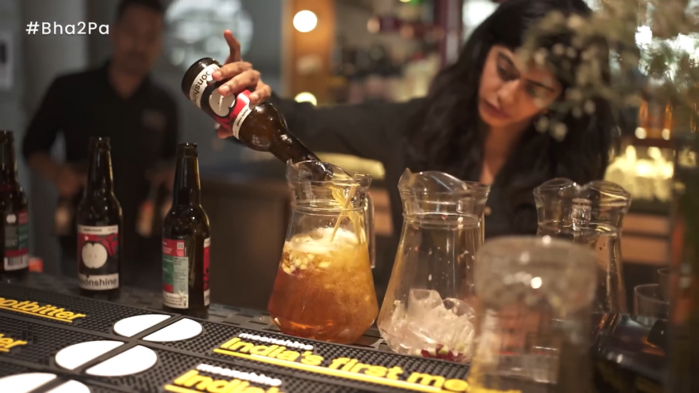 SSYouTube.online_Pub crawl in Pune _ Ft. Sarang Sathaye & Paula McGlynn _ @MoonshineIndia _ #Bha2Pa_1080p.00_00_17_05.Still003