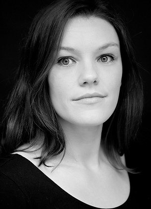 Nina+Richardson+002+B&W.jpg