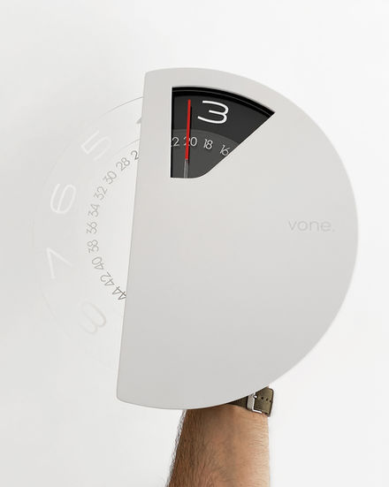 Modern duvar saatleri, spor duvar saatleri, özgün saatler, farklı saat modelleri, tasarım saat,vone design, vone works saat, iskandinav tarzı saat, el yapımı saat