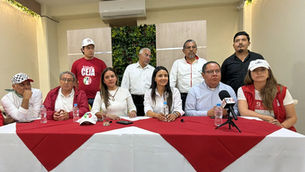 La diputada federal y dirigente estatal del PRI, Xitlalic Ceja García, visitó el municipio de San Martín Texmelucan, donde realizó un recorrido por distintas zonas.