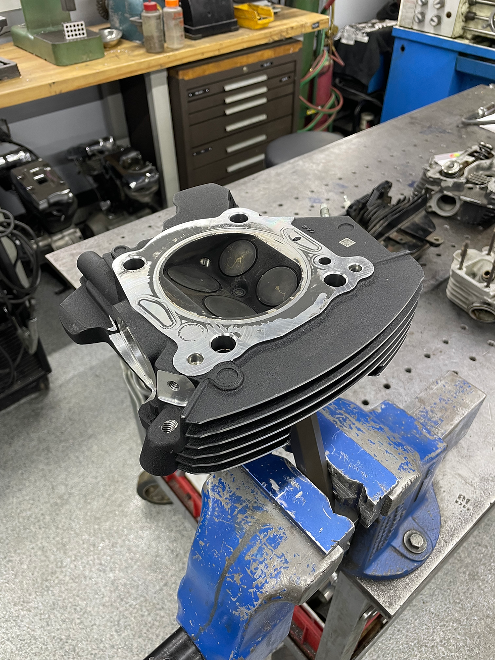 Thumbnail: Cylinder Head Holder