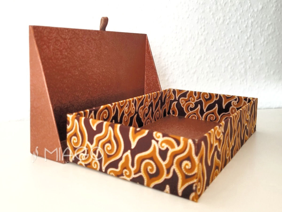 Copper Raincloud Gift Box