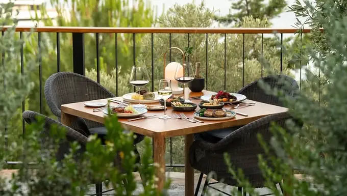 A tasting menu with local wine pairings served on the garden terrace of Loft Elia at Bodrum Loft in Muğla.