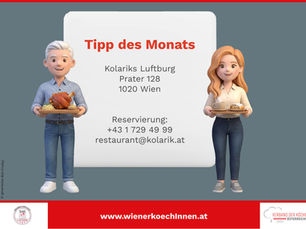 Pärchen mit Sur Selze und Kaffe und Apfelstrudel stehen vor Infoschild von Kolariks Luftburg