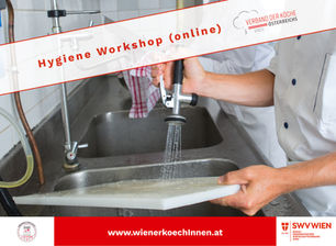 Koch wäscht ein Brett in der Küche ab. Ankündigungsbild für den Hygiene Workshop (online)