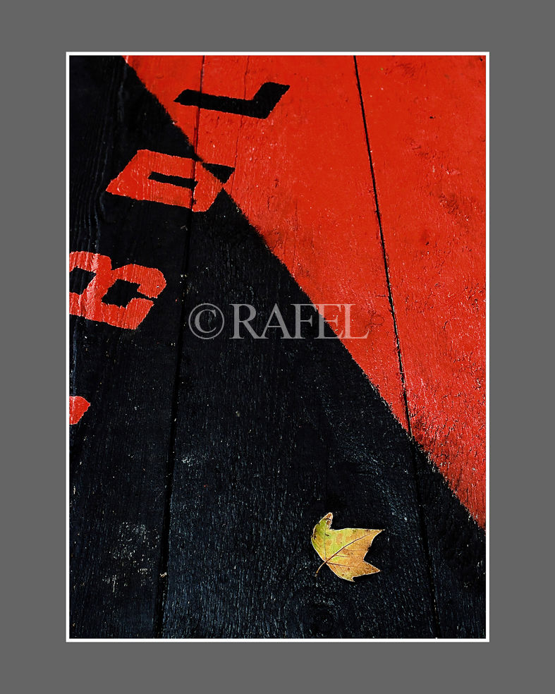 RF-002Roig i negre