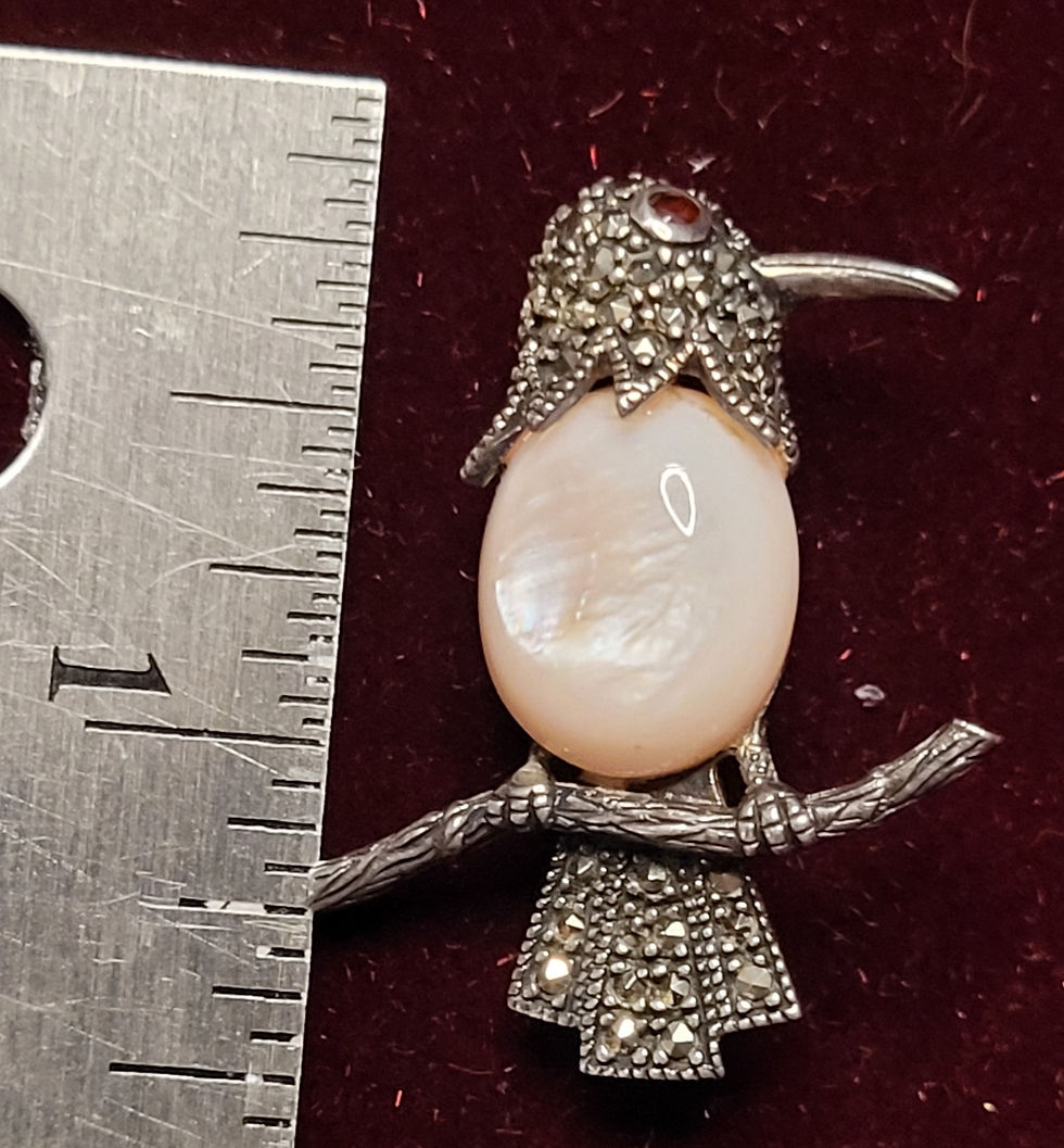 Thumbnail: Parrot with Mother of Pearl and Marcasite