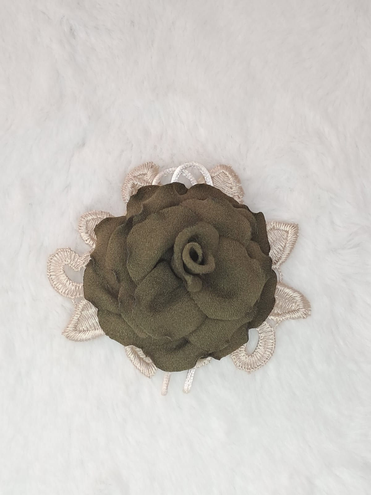 Flor Tirana Verde Musgo