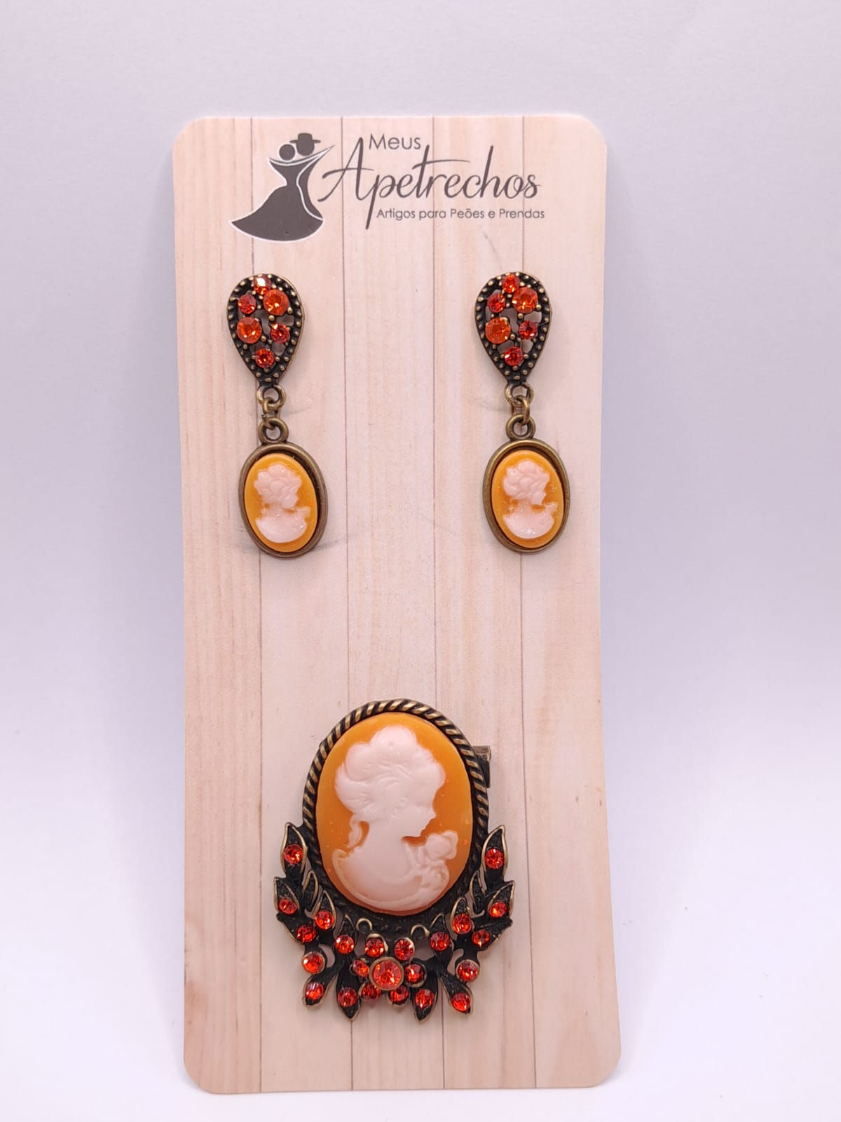 CONJUNTO CAMAFEU E BRINCO (CAM032) Laranja